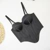 Corsés, ropa de mujer moderna y elegante