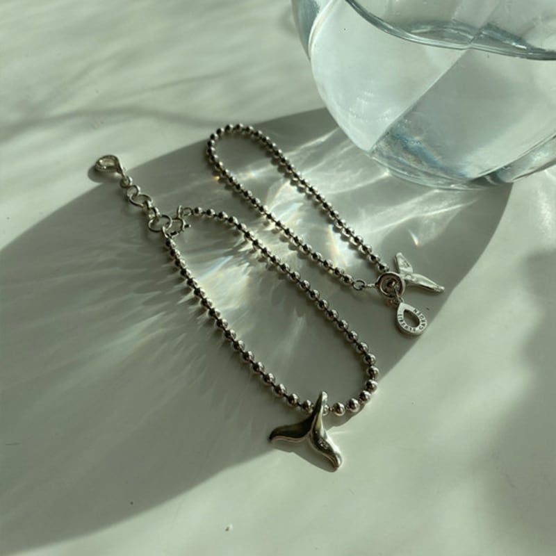 

libertegarden (silver925)Whale Bracelet boll 4mm #16
