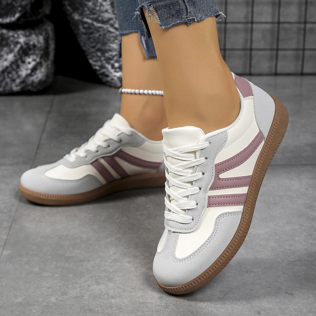 Fashion Women Sneakers 2025 Spring New Luxury Flat Loafers Comfortable Slip On Soft Female Sneakers Lightweight Outdoor Shoes for Women