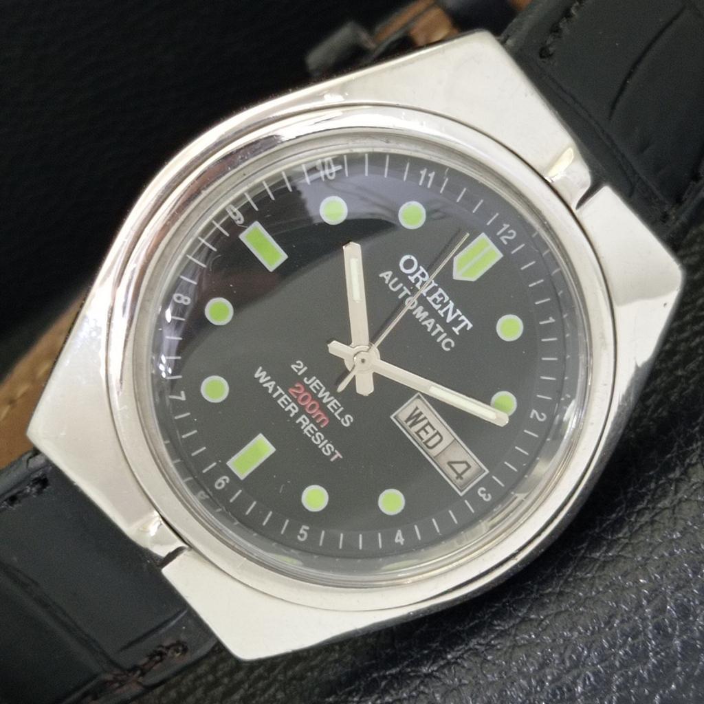 VINTAGE ORIENT AUTOMATIC 48741 JAPAN MENS BLACK COLOR DIAL WATCH A700651-5 R204-a700651