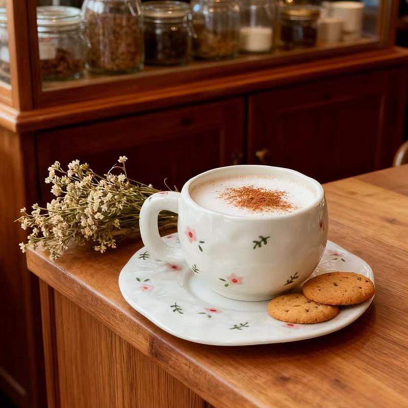 Hand-squeezed small flower ceramic coffee cup saucer set, flower couple afternoon cup tea cup and saucer