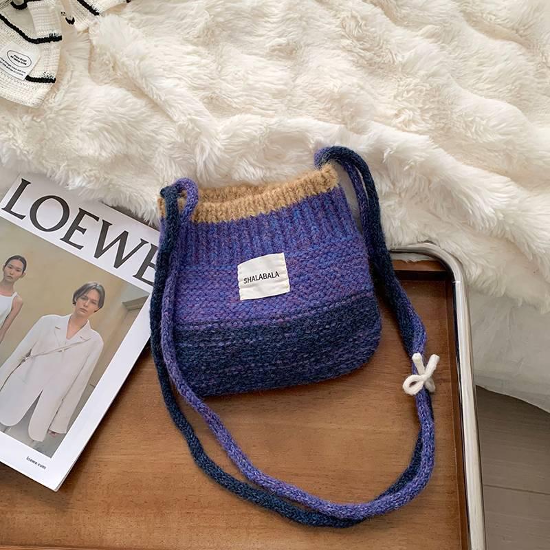 

Корейская шерстяная сумка с цветными блоками: Трендовый, Универсальный и Простой Вязаный Дизайн для Женщин