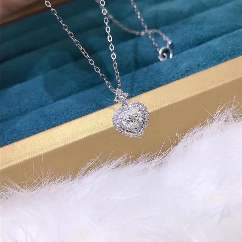 Korean Style Heart-Shaped Full Diamond Necklace - Luxury Clavicle Gift for Women