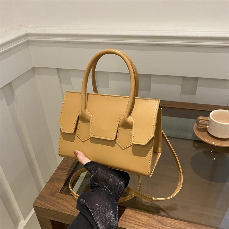 

Stylish and simple business commuter bag temperament versatile tote bag large capacity daily leisure shoulder messenger bag women s bag хакі