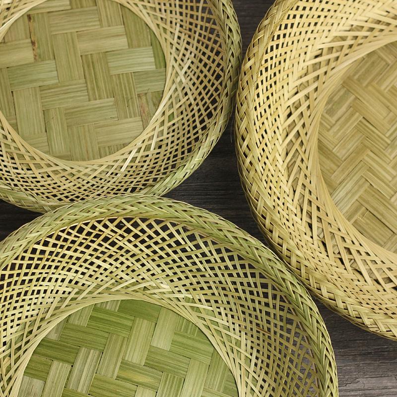 Green Bamboo Woven Nest Fruit Basket, Handmade Snack Tray for Tabletop, Rustic Home Decor Storage