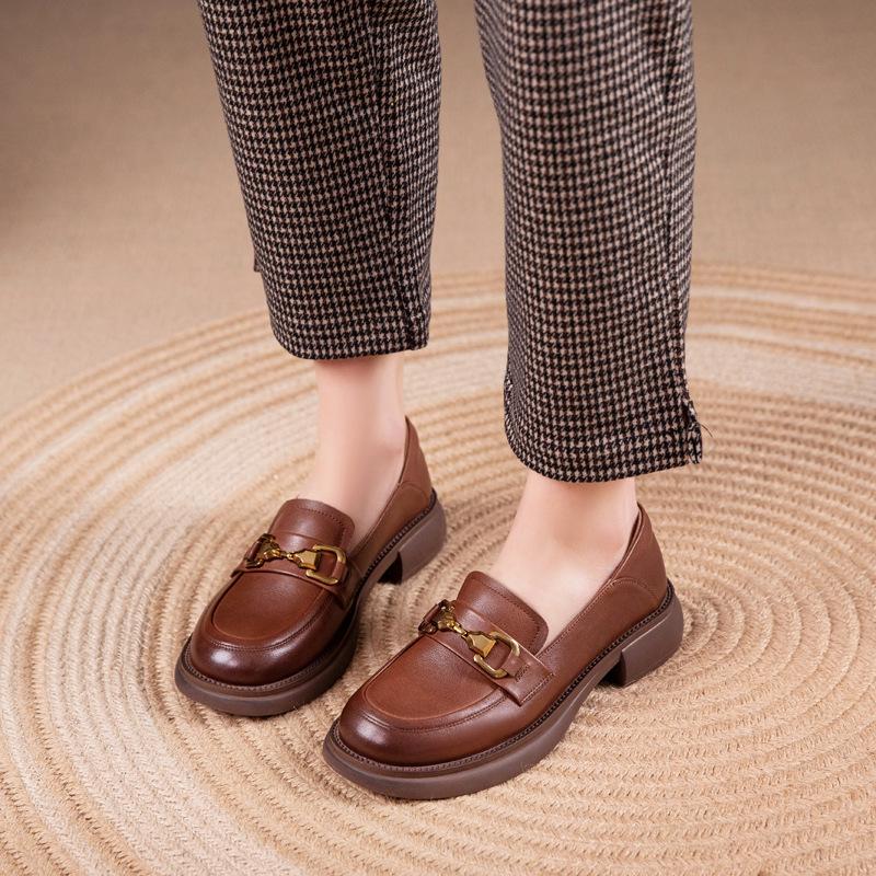 First layer cowhide loafers women's spring and autumn commuting new rubber sole British style work versatile small leather shoes women's shoes