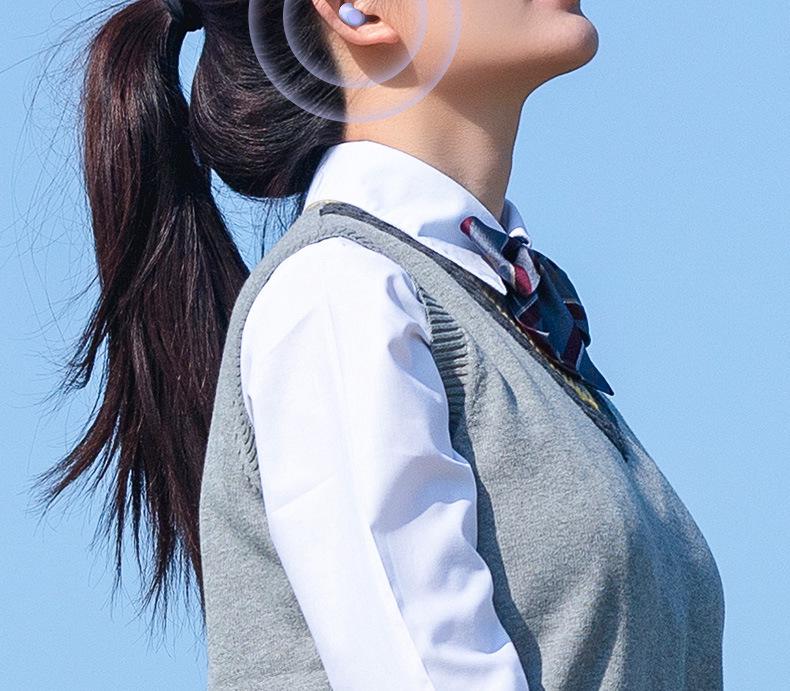 M13 True Wireless Bluetooth Headphones: Transparent In-Ear Design, Smart Display, Noise Cancelling, Long Battery Life.
