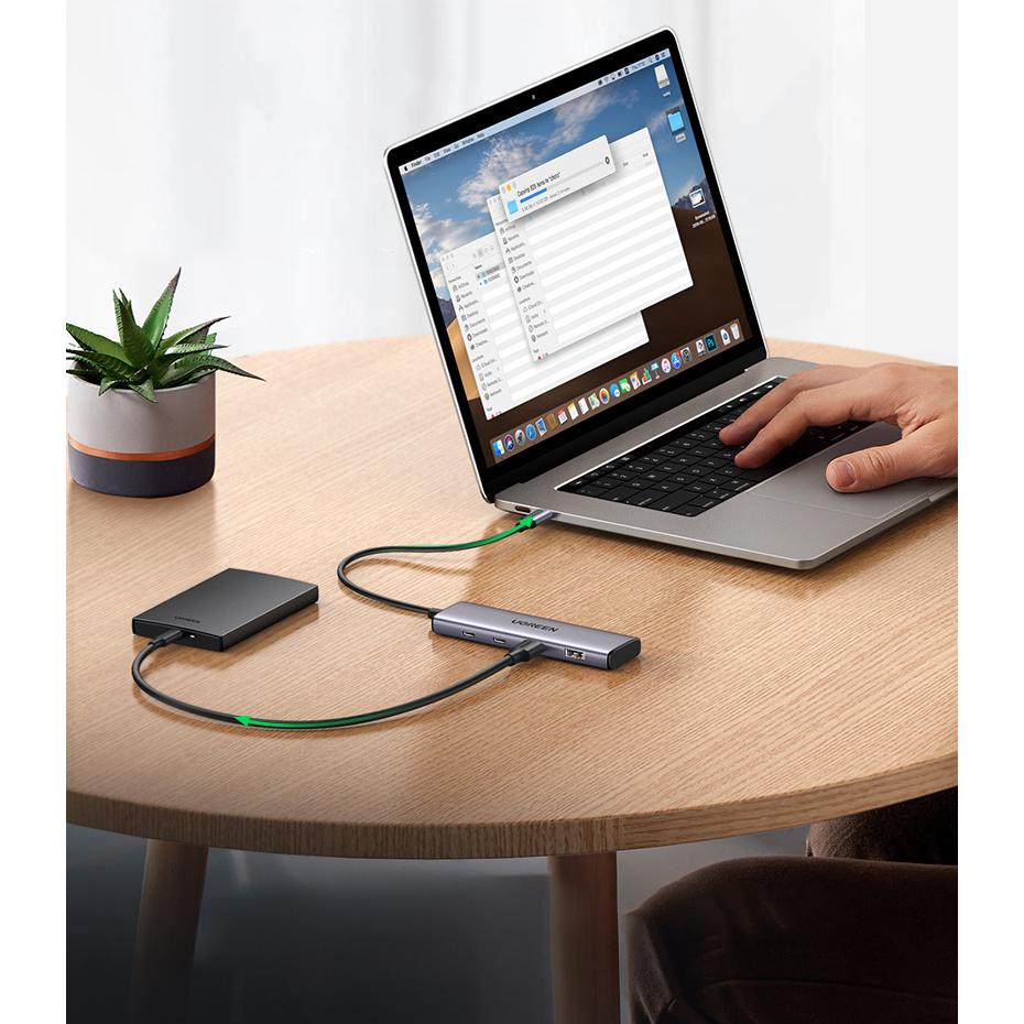 Ugreen CM473 USB-C Hub: Expandable 2 USB-A & 2 USB-C Ports, 20cm Cable, Gray