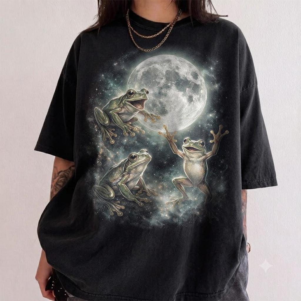 Vintage 90s Frog Howling Moon Shirt, Funny Amphibian Parody Tee, Retro Cottagecore Graphic Top, Y2K Weirdcore Meme, Cute Toad Lover Gift