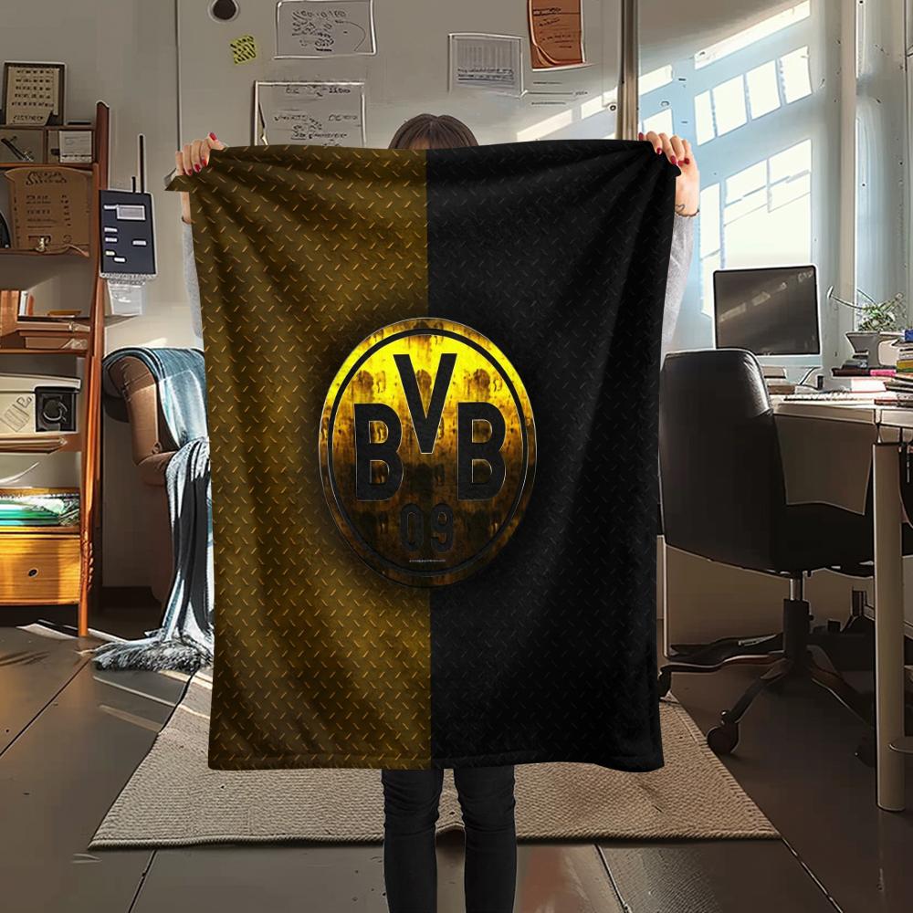 Borussia Dortmund, wzór Koc flanelowy, Wysoka jakość, Wygodny na każdą porę roku, Wystrój domu, Ciepło i komfort, Idealny na prezenty.