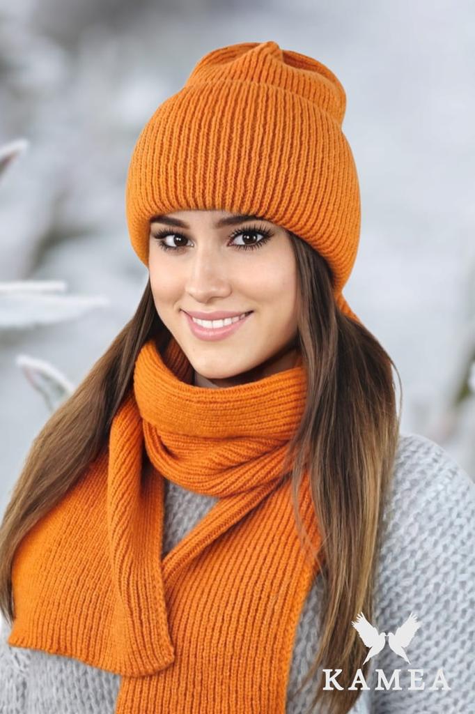 Alma Set Hat with Scarf in Striped Color Orange