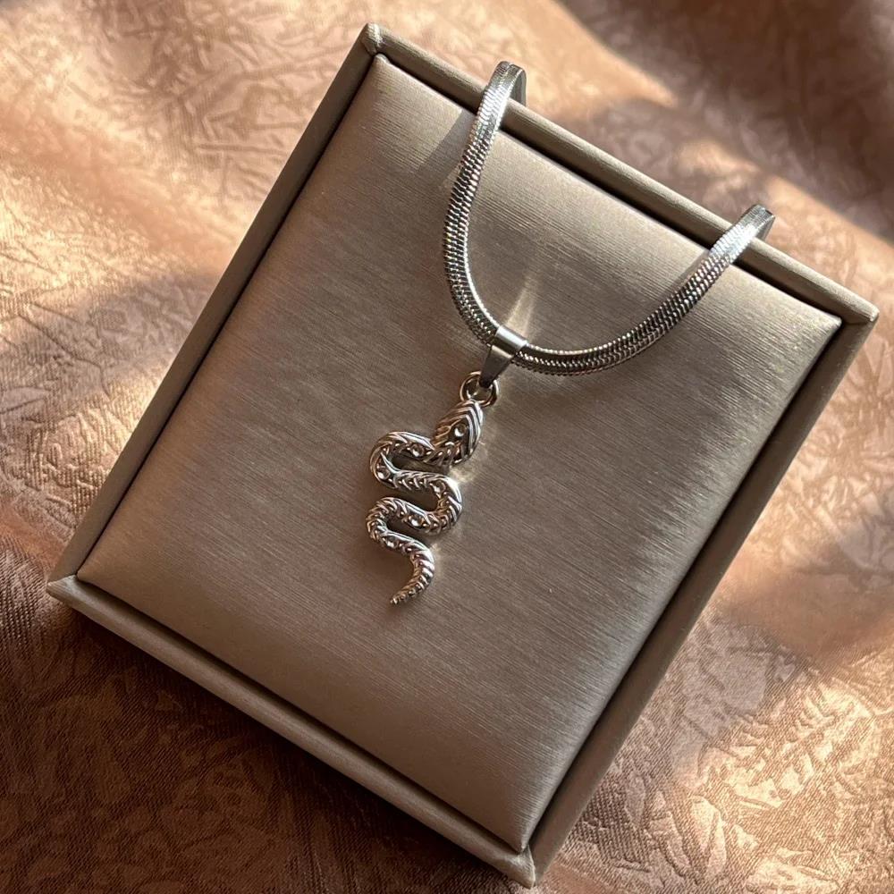 Small Animal Snake Pendant Flat Snake Chain Necklaces for Women Choker Colier Stainless Steel Jewelry Party Birthday Gift New