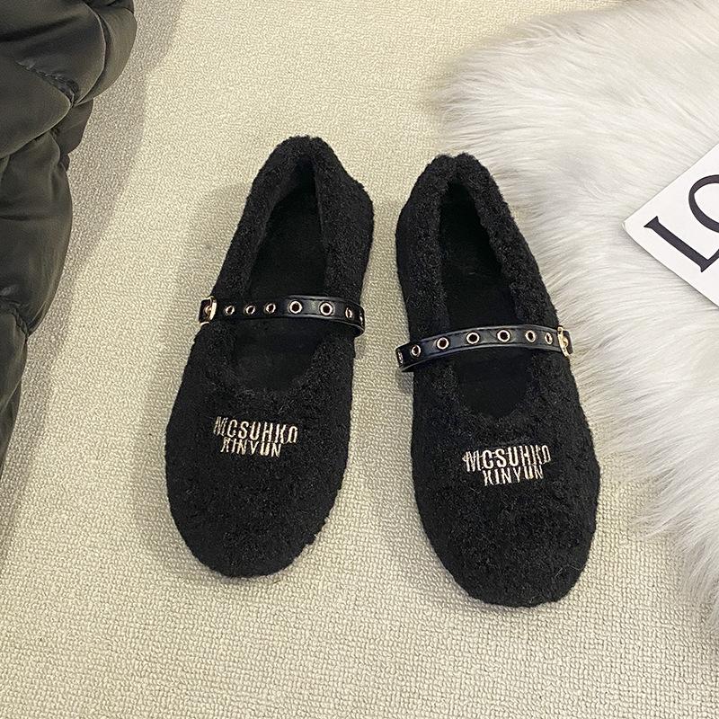 

Winter 2025 new retro flat soft-soled fluffy shoes for women to wear autumn and winter velvet cotton shoes Mary Jane shoes 35