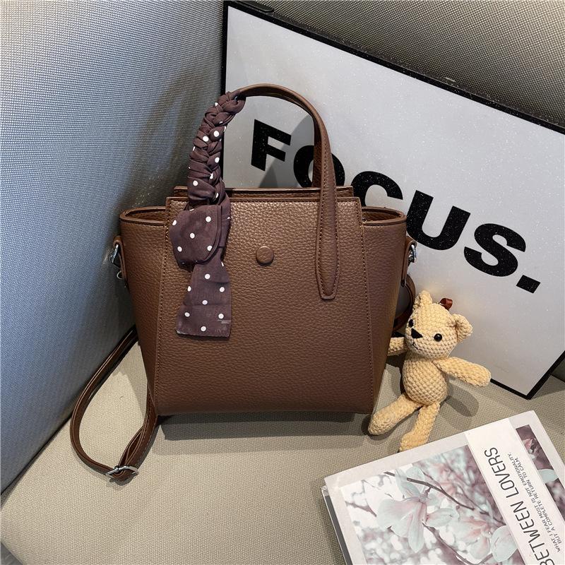 Retro Bag Women's Large Capacity 2025 New Autumn and Winter Casual Messenger Bag Popular This Year Portable Tote Bag