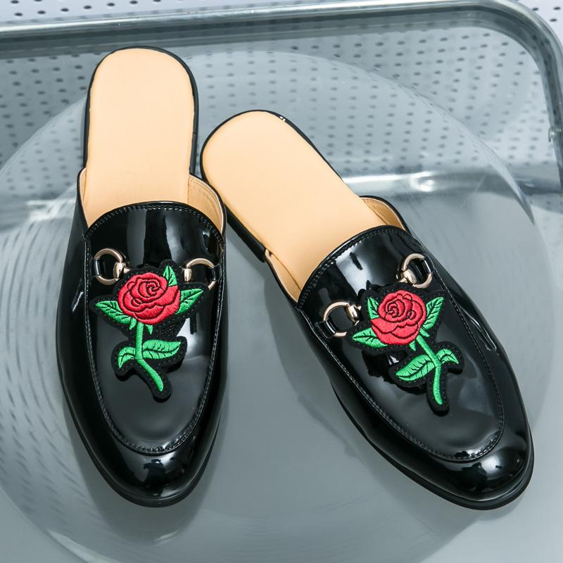 

2024 summer new bag head embroidered horse seat buckle half support bag head without heel sandals wear flat slippers men s shoes 37