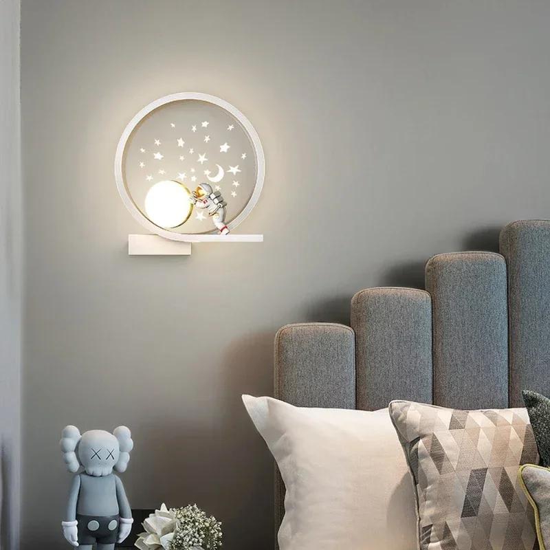 Cartoon-Hintergrund-Wand-LED-Leuchten Moderne minimalistische Astronaut Schlafzimmer Nachttischlampen für Zimmer Kinder Haushaltsgeräte