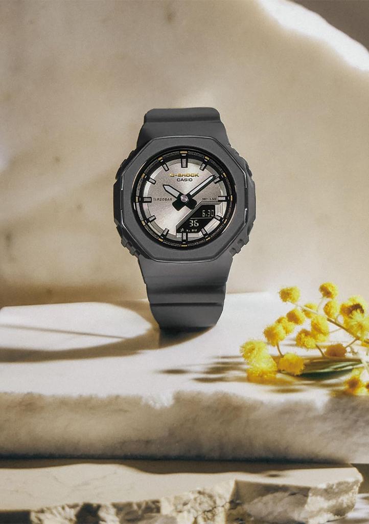Casio Комунальний день Пам'ятний виготовлений з екологічно чистих темно-сірих годинників G-Shock, Жіноча модель, Матеріали, GMA-P2126W-8AJR, Жіночі,