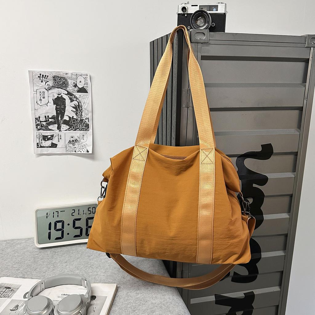 Short trip bag Men's large-capacity sports fitness bag Tide brand light hand luggage bag Business trip travel storage bag