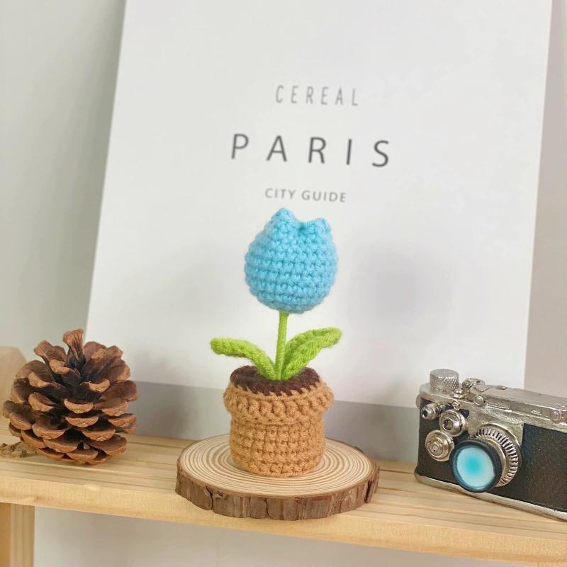 Tulips Crochet Flowers with Potted Cute Knitted Flower Tulips Artificial Palnt Easter Decoration 2025 Office Table Car Decor