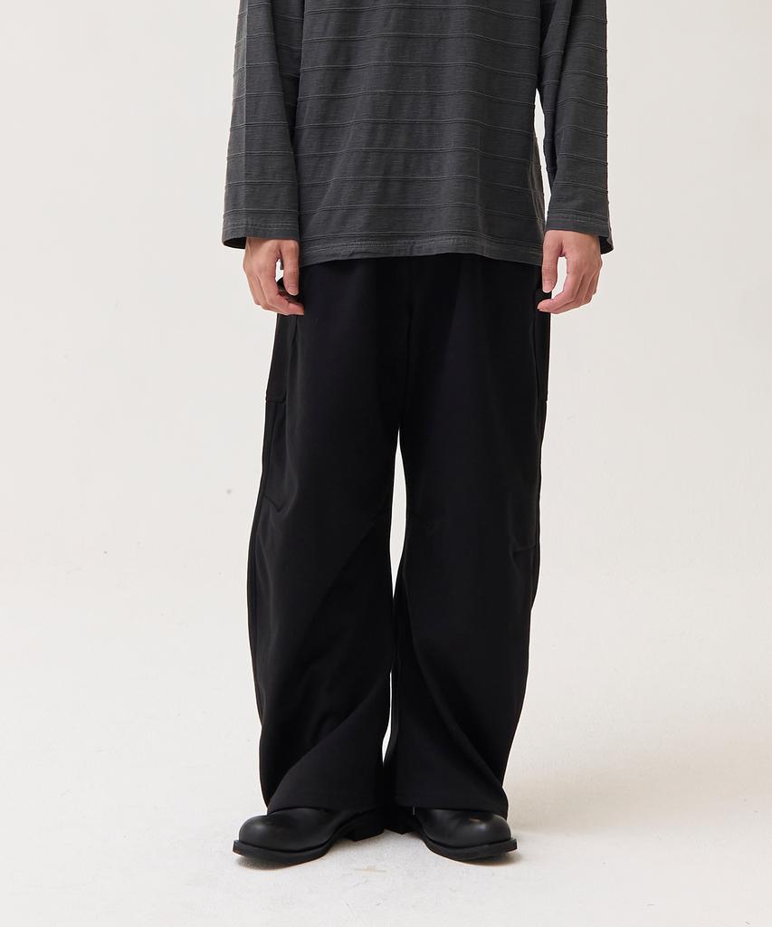 Akesi Lenin Curved Sweatpants_Black