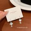 Cartoon Cute Drip Oil Cat Ear Clip: No Piercing Needed, Stylish & Sweet Fashion for Women, Teens, and Girls.