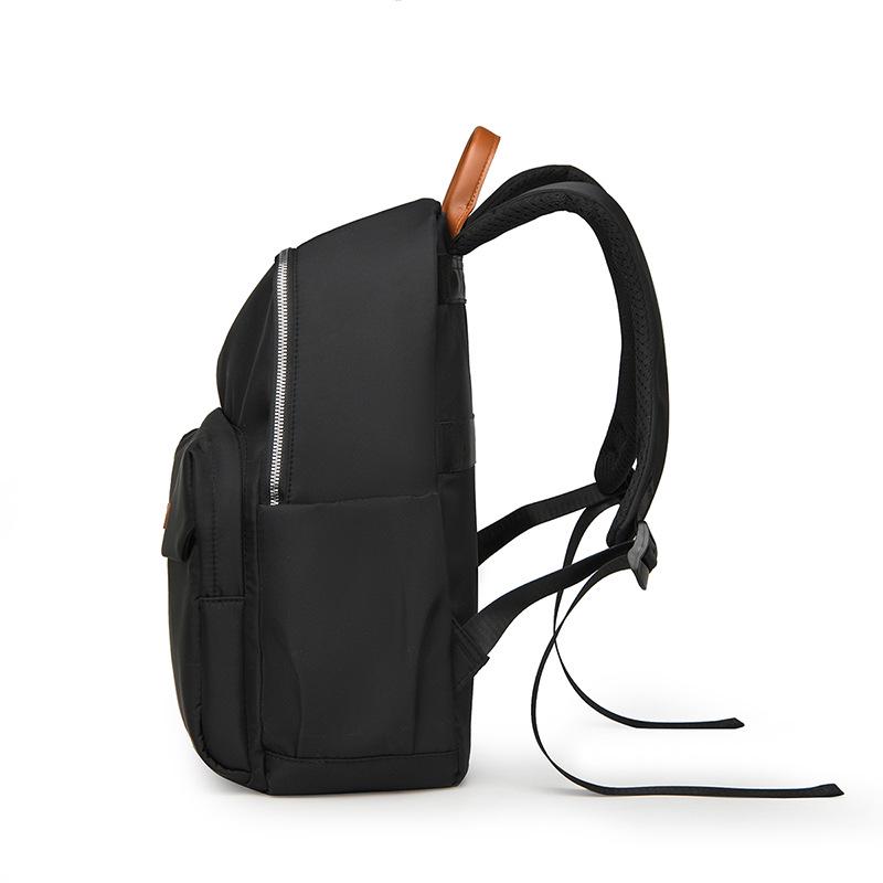 Trendy Large-Capacity Fashion Travel Backpack - Lightweight, Commutable, All-Match College Student Schoolbag & Handbag