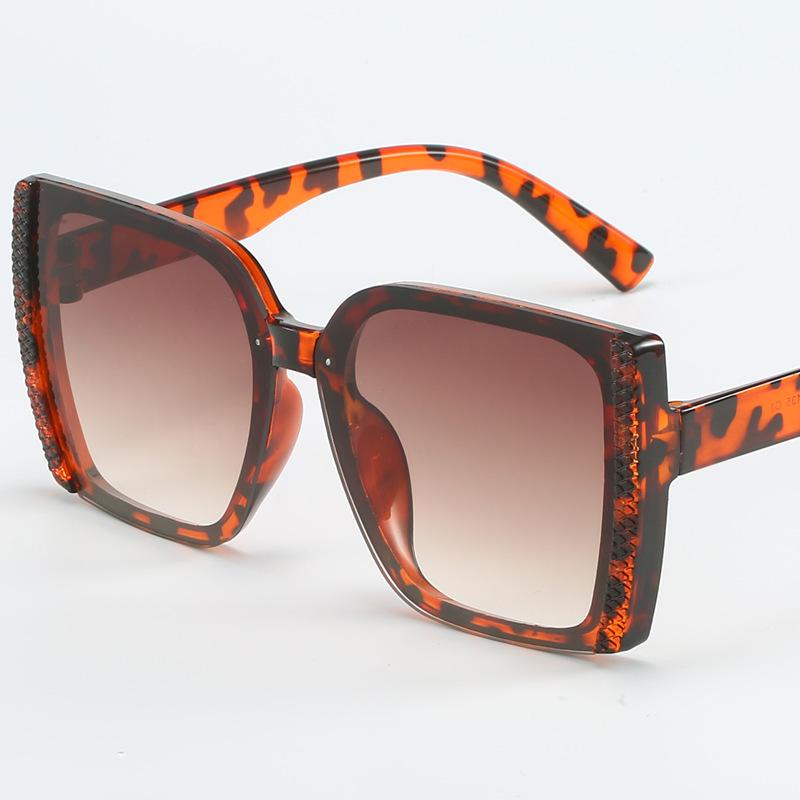 

Черные Солнцезащитные очки Женские Солнцезащитные Квадратные Темпераментные Высококлассные Солнцезащитные очки Показывают Маленькое Лицо