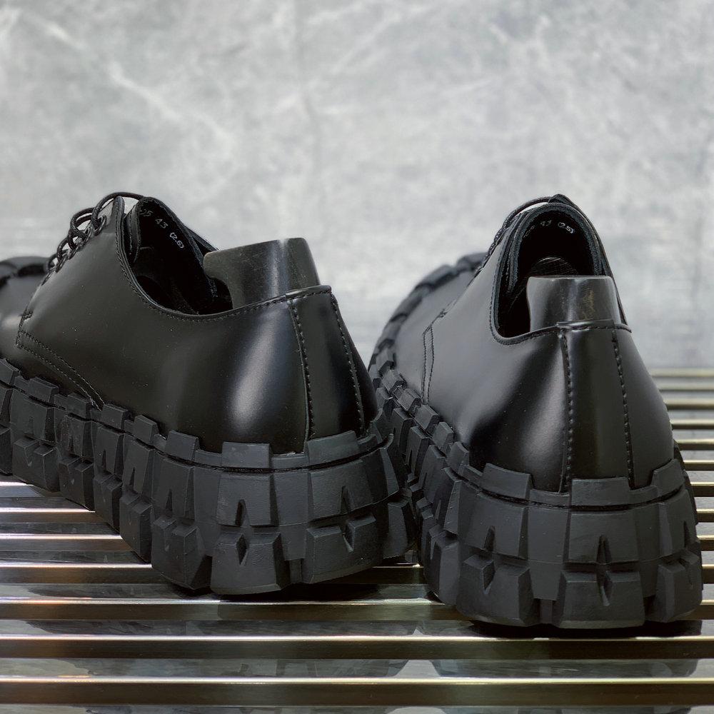 Autumn Platform Shoes Men Crocodile Pattern Leather Shoes Men Moccasin Homme Casual Slip On Male Loafers Chaussures Homme