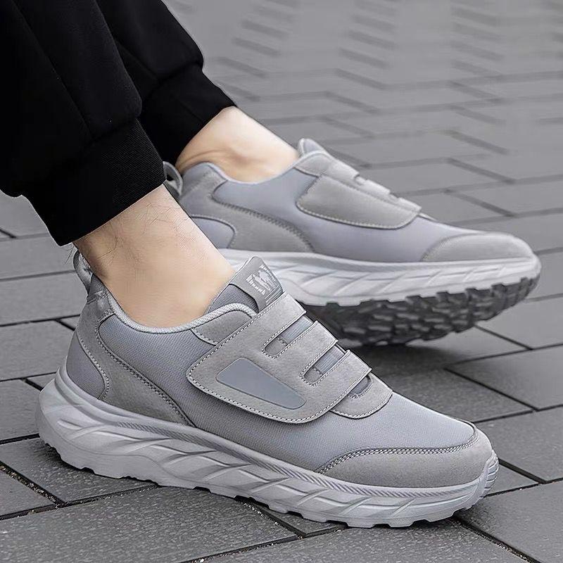 Spring and Summer Soft-soled Shoes In Walking Sports Shoes