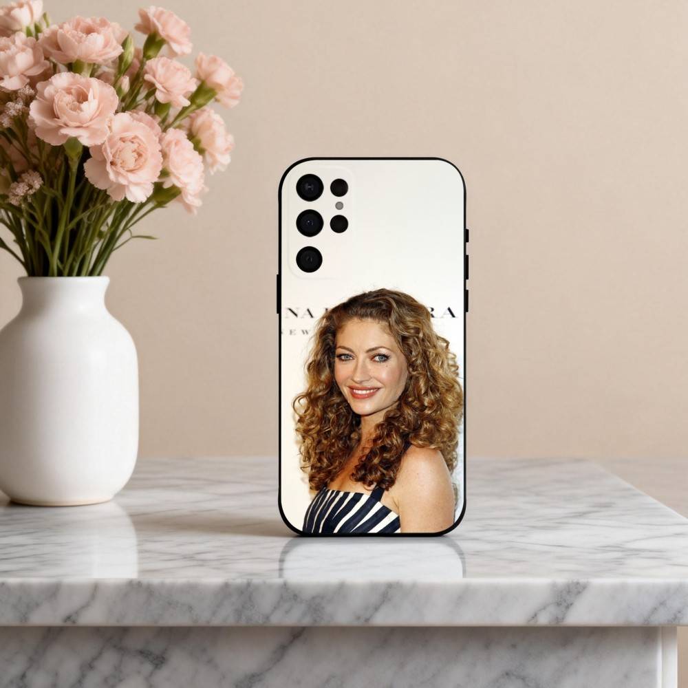 R-Rebecca G-Gayheart Actress Phone Case For Samsung S25,S24,S21,S22,S23,S30,Ultra,S20,Plus,Others Soft Black Case