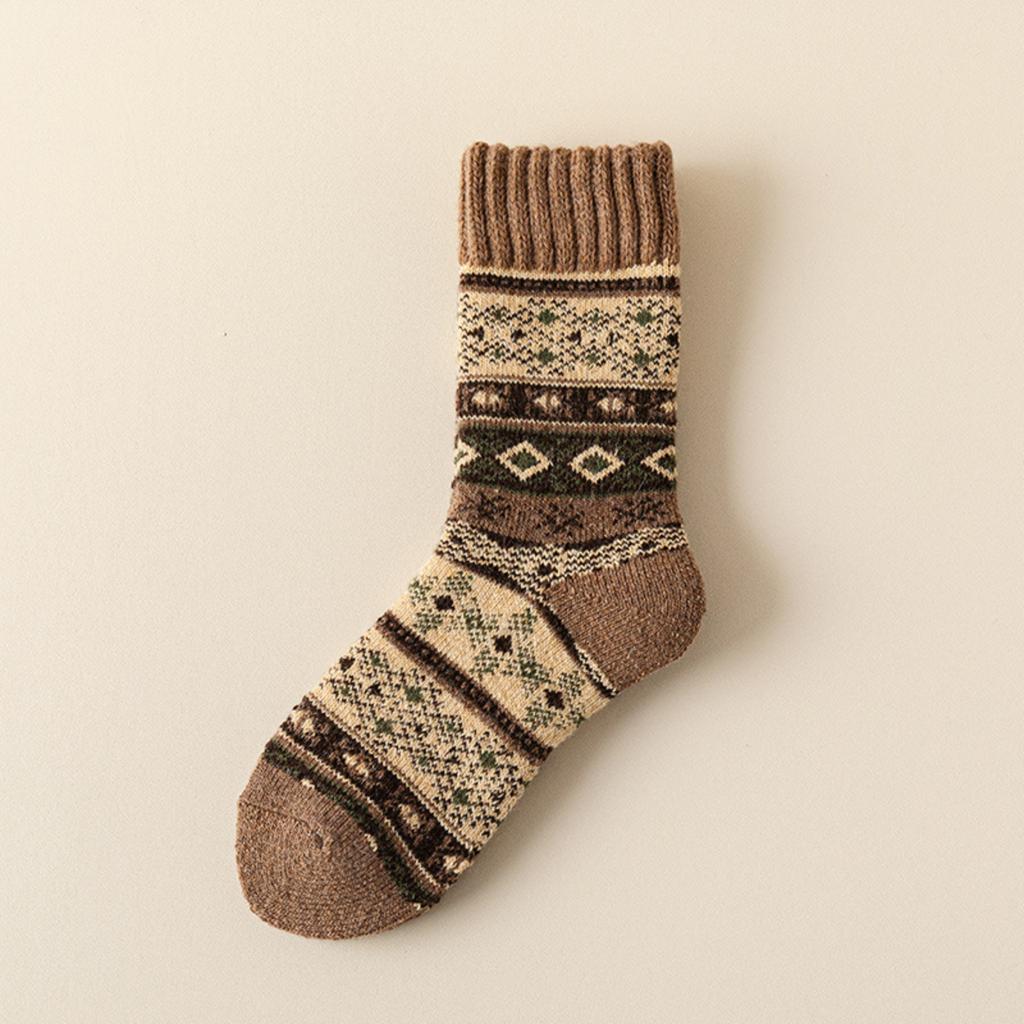 Thick woolen socks for women in and winter, super thick warm and cold resistant looped socks, mid tube socks