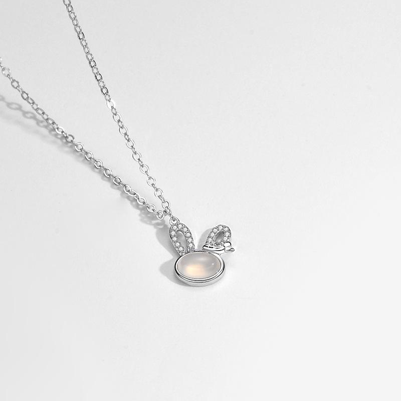 White Jade Marrow Carrot Rabbit Necklace Neckchain Women's Light Luxury Feel Versatile Fashion