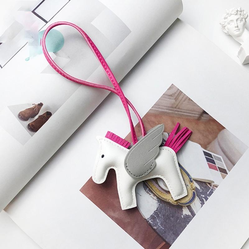 Cute Angel Wing Horse Keychain Pendant for Women Girls Fashionable Mini Horse Shape Bag Charm Oranemnt for Handbags