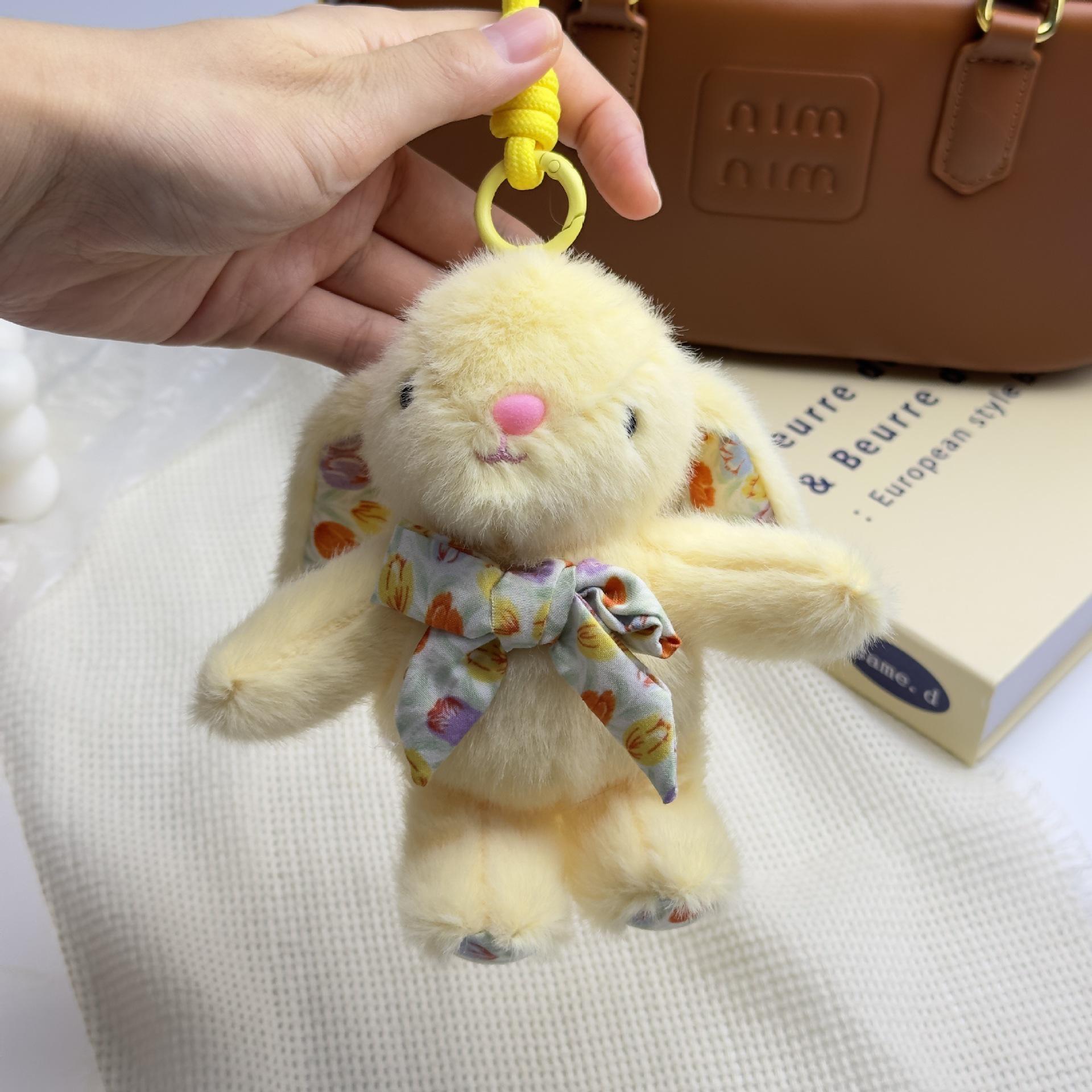 Creative Healing Bowknot Plush Wendy Rabbit Fur Keychain Pendant - Rabbit Doll Gift 14-15cm (Random Rope Color)