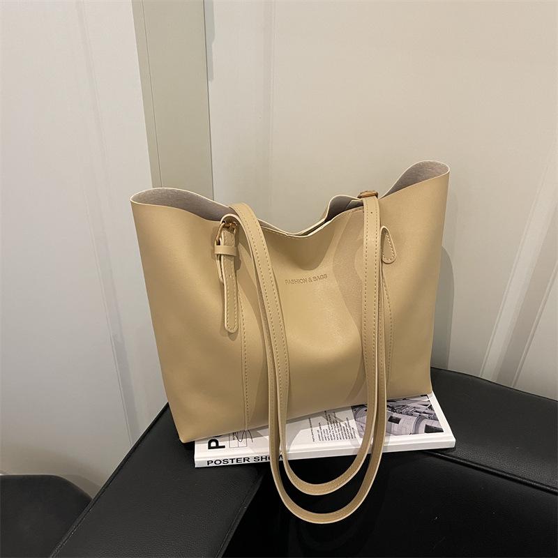 

Сумки Большой вместимости большие сумки Корейский инс Универсальная высокая ценность легкая роскошь колледж стиль сумка для поездок хаки