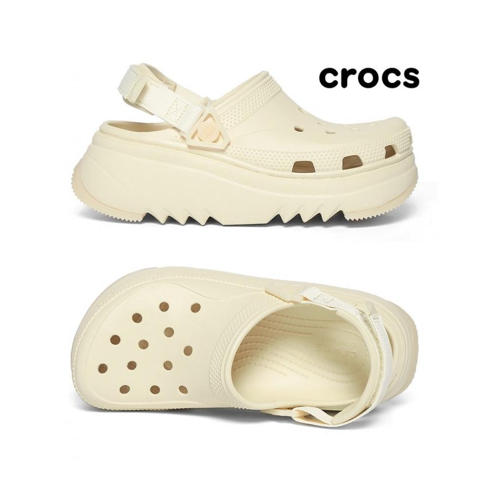 

Crocs Hiker Xscape Clogs 208365 108 vanilla250
