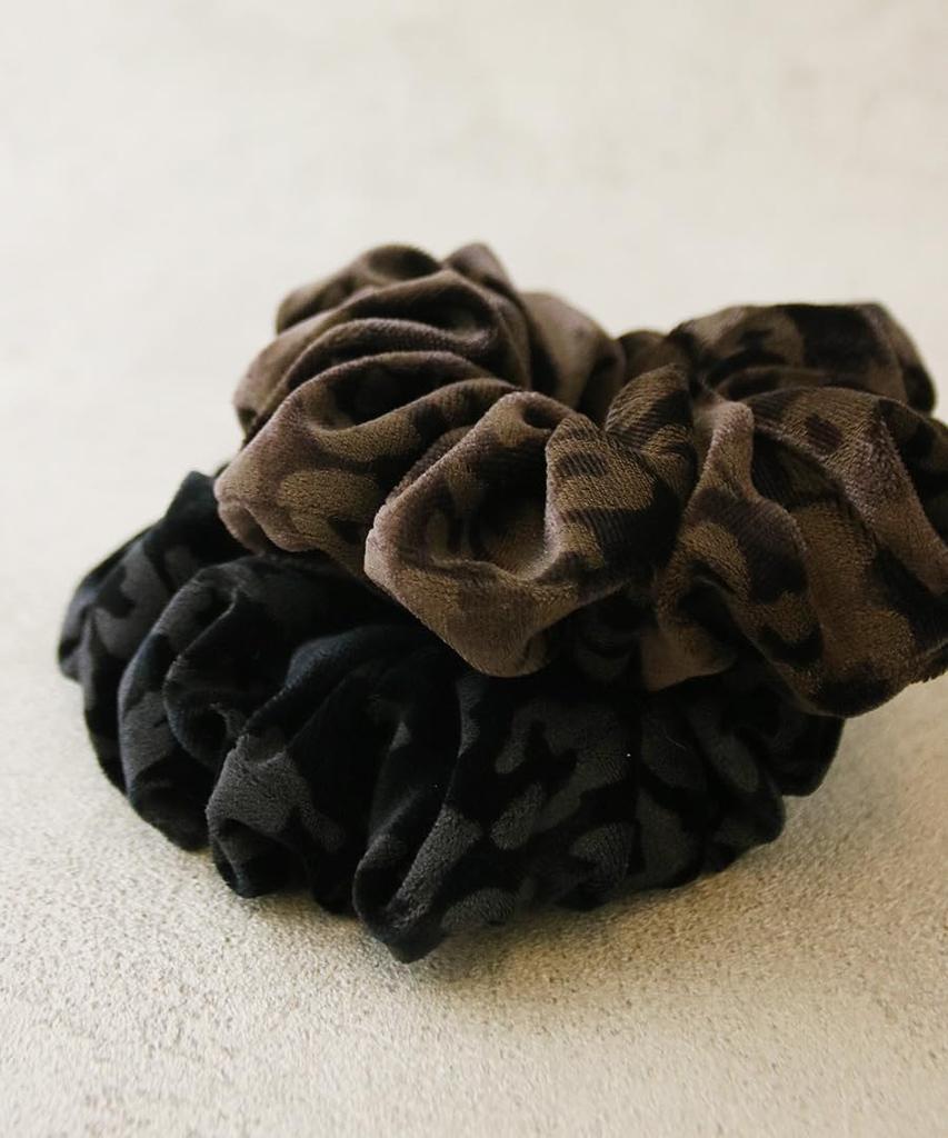 VINGTAINE Leopard Print Velvet a cute hair accessory that makes a great Scrunchie, gift. HS-201-BR