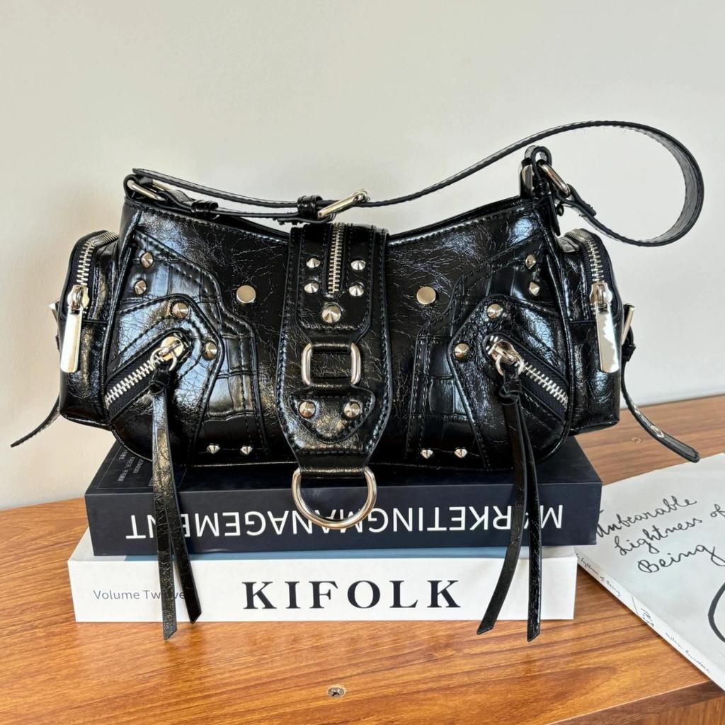 Fashionable Motorcycle Bag, Spicy Girl Style Commuting Armpit New High-end Single Shoulder Crossbody Bag