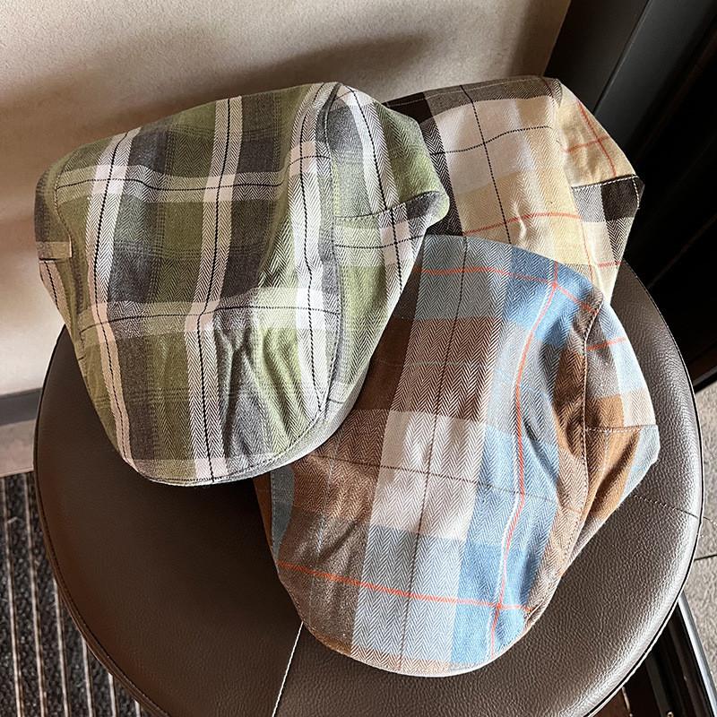 Vintage Plaid Beret Hat For Women With Breathable Cotton Blend Fabric For Art Lovers