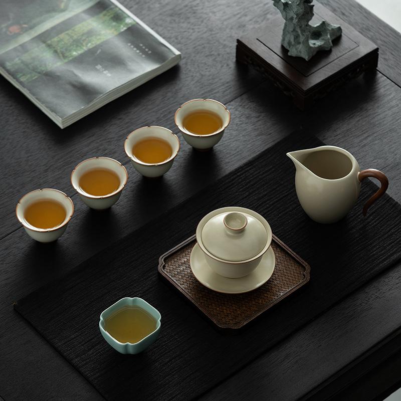 Ru kiln Kung Fu tea set, high-end household tea drinking, ceramic cover bowl, teapot, teacup, complete tea set, gift box.
