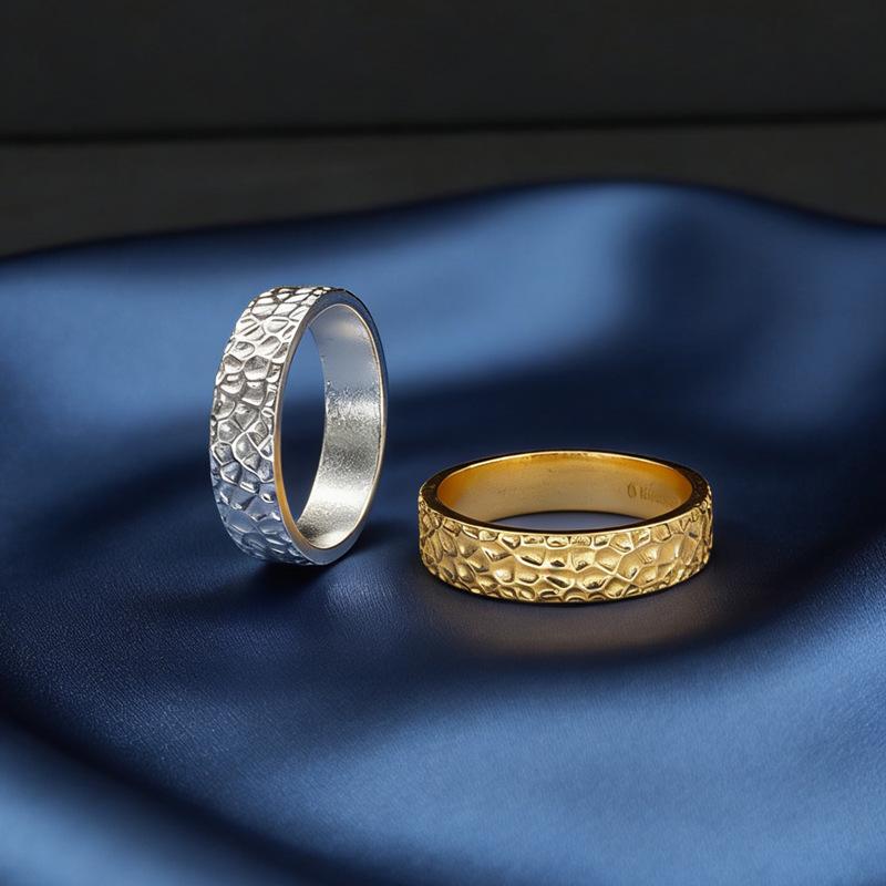 Sterling Silver Retro Texture Couple's Rings - Light Luxury Band for Men & Women, Niche Design, Index Finger Matching Rings