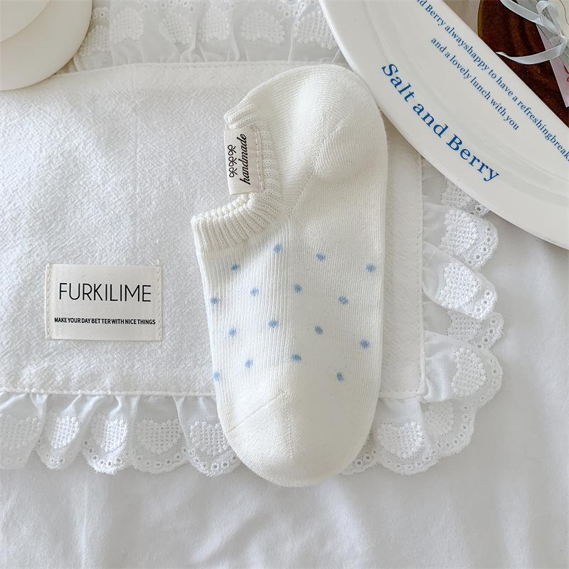 

Women s Spring and Summer Cloth Standard Wave Dot Does Not Drop with Invisible Shallow Mouth Boat Socks 1 pair білий