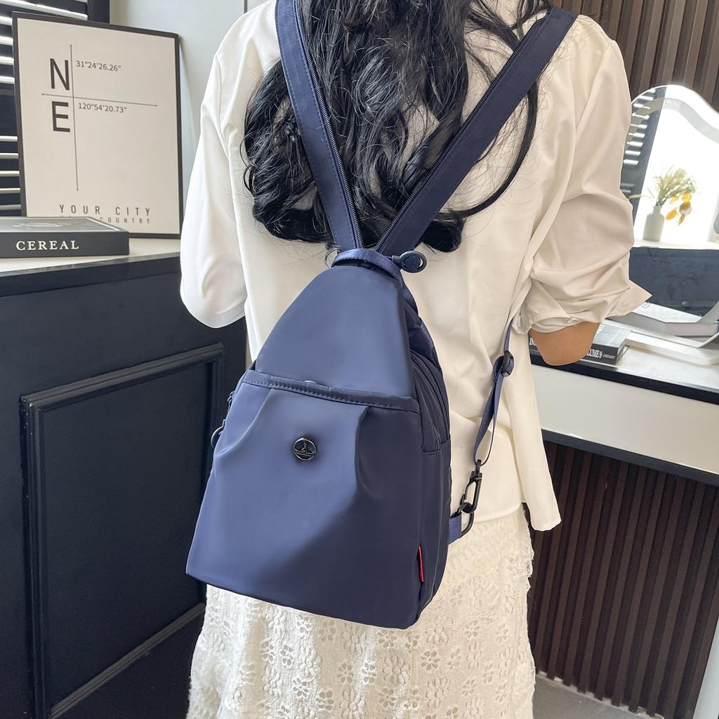 New Fashion Messenger Bag Women's Light and Strong Backpack Multi-purpose Versatile Travel Backpack Large-capacity Commuter Bag