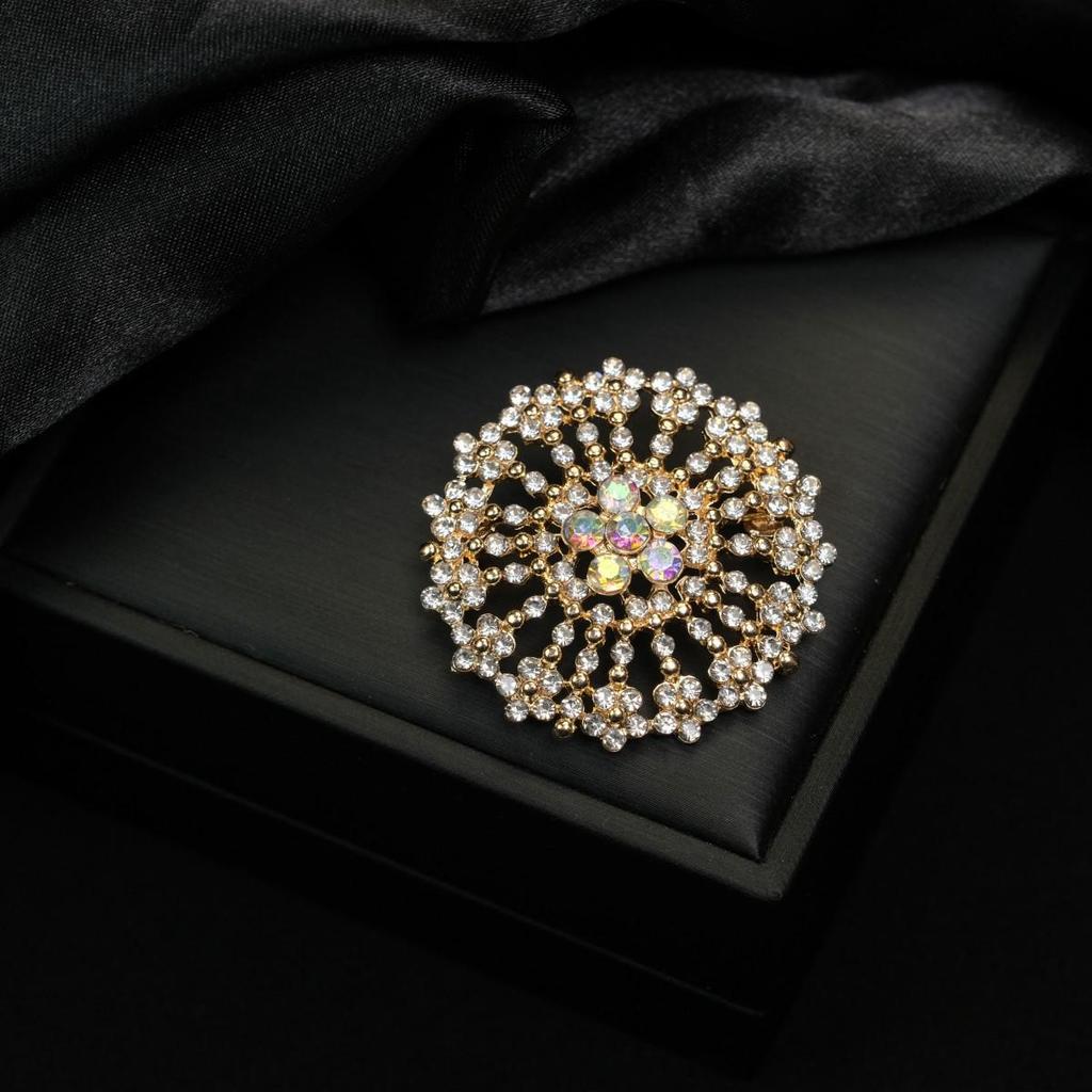 Gold & Diamond Vintage Butterfly Brooch - Versatile Women's Pin Jewelry