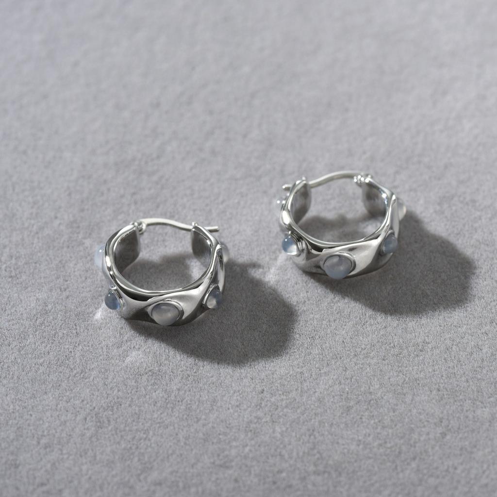 Simple Temperament Copper Plated Platinum Inlaid White Agate Ear Buckle Earrings Fashion Commuting Must Enter Cold Wind Earrings