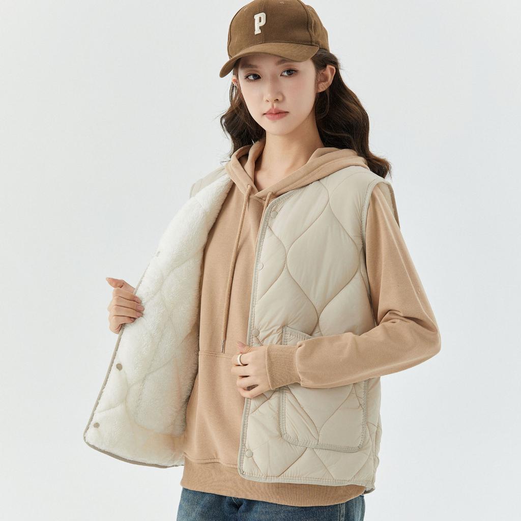 Women's Warmth Increased Thickened and Padded Inner Shoulders Women's Lamb's Wool Buttons Casual Outer Wear Cotton Vest Fashionable and Warm