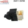 25411-2S700 Nissan Pickup D22 Rear Door Window Lifter Switch