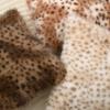 ACHETER MAINTENANT 1 PIÈCE Housse de Coussin Animal Longue en Peluche à Pois Housse de Coussin Décorative Confortable pour Canapé Salon