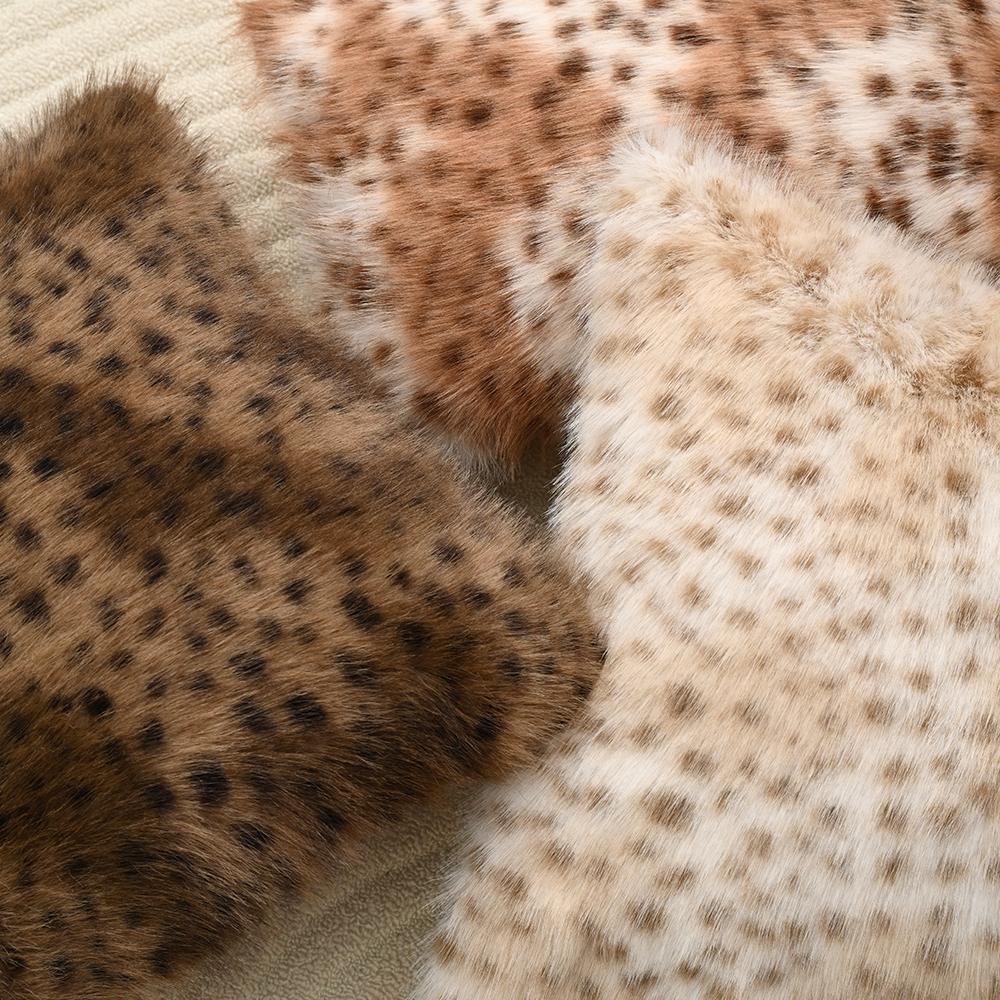 ACHETER MAINTENANT 1 PIÈCE Housse de Coussin Animal Longue en Peluche à Pois Housse de Coussin Décorative Confortable pour Canapé Salon