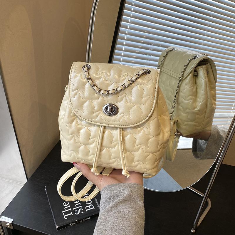 Exquisite mini women's backpack, new summer versatile chain bag, premium small backpack.